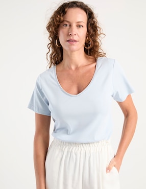 Playera manga corta Punt Roma cuello V para mujer