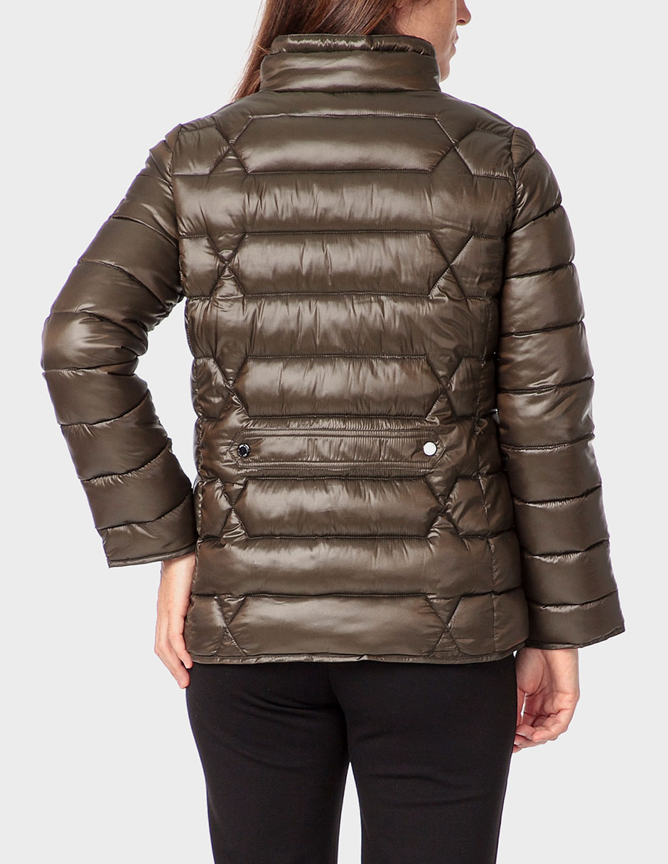 Chamarra acolchada para mujer 2