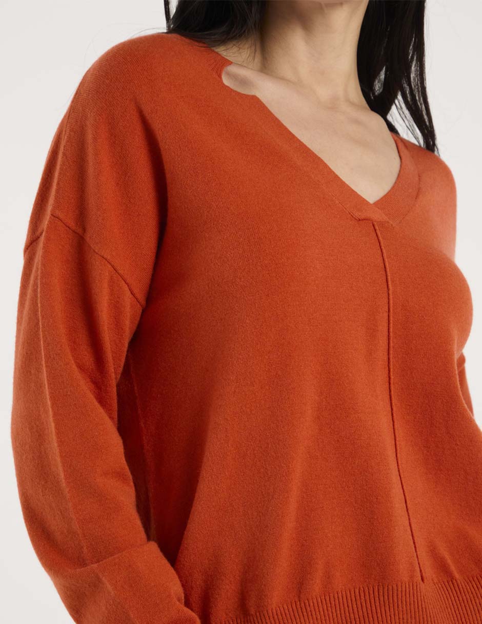 Suéter cuello V para mujer 4