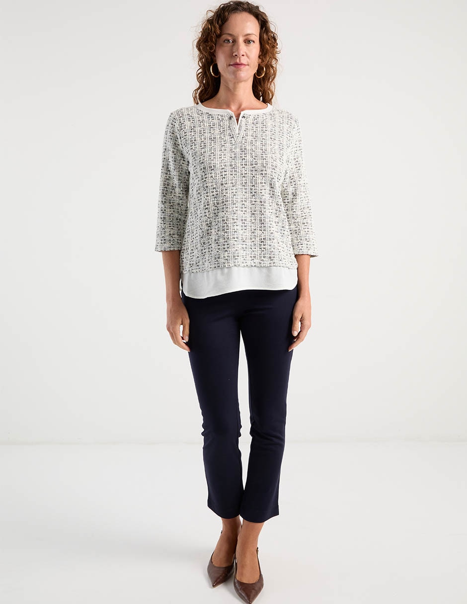 Playera manga 3/4 cuello henley para mujer 3