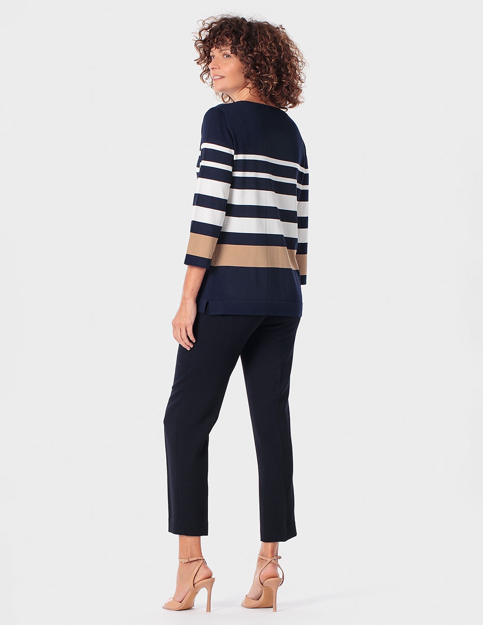 Suéter cuello redondo para mujer 4