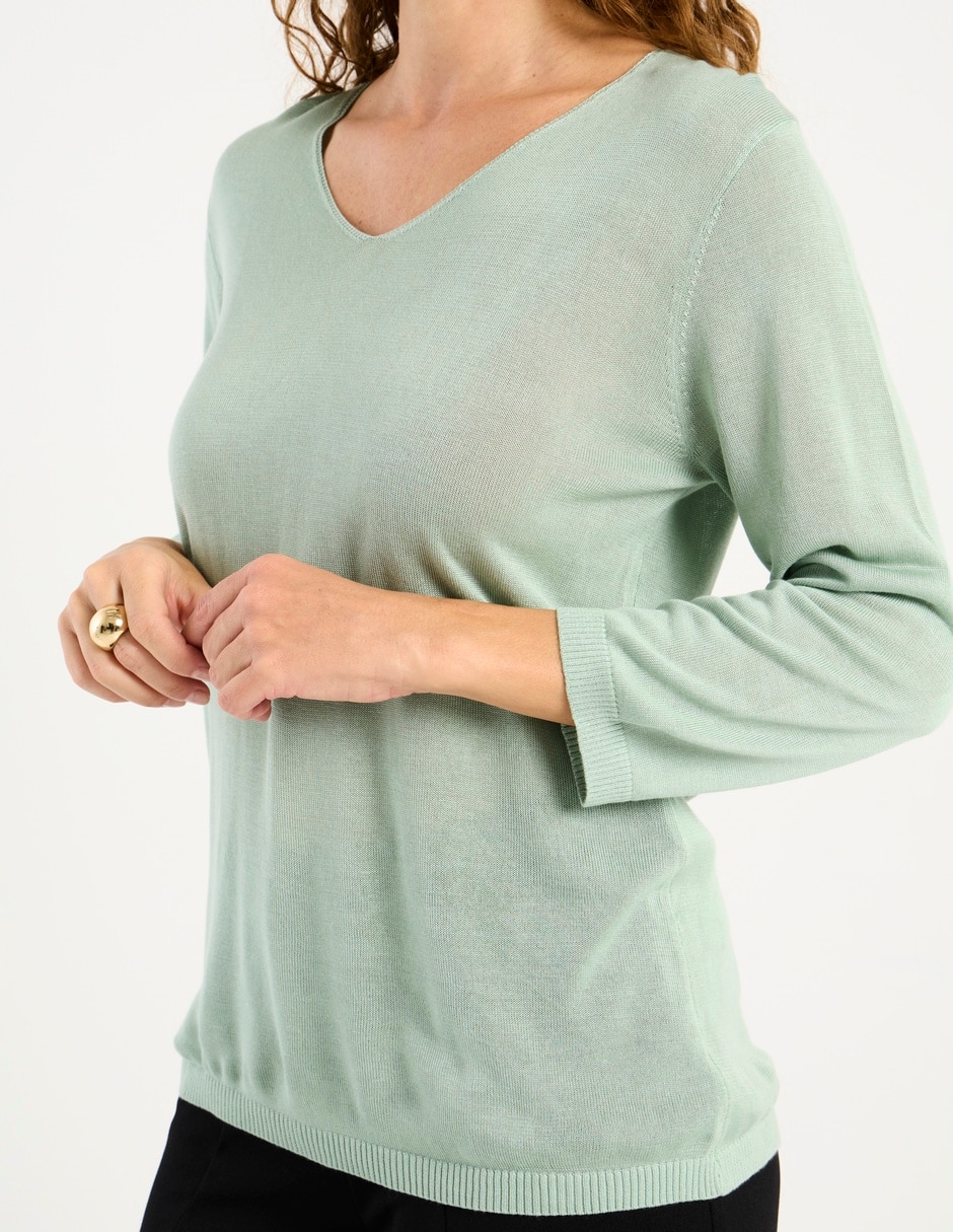 Suéter cuello V para mujer 15
