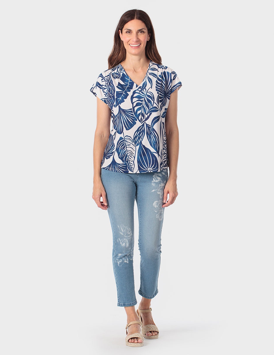 Playera manga corta cuello V para mujer 3